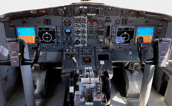 Nolinor Aviation Modernizes 10 B737-200 with UA Glass Cockpit